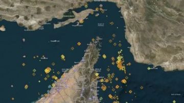 المفوضية الأوروبية: الملاحة في مضيق هرمز تبدأ التعافي المفوضية الأوروبية: الملاحة في مضيق هرمز تبدأ التعافي