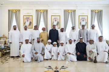 رئيس الإمارات يزور سيف مفتاح النيادي في منزله رئيس الإمارات يزور سيف مفتاح النيادي في منزله