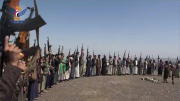 مسير ووقفة مسلحة بالحيمة الداخلية تأييدا للقوات المسلحة مسير ووقفة مسلحة بالحيمة الداخلية تأييدا للقوات المسلحة