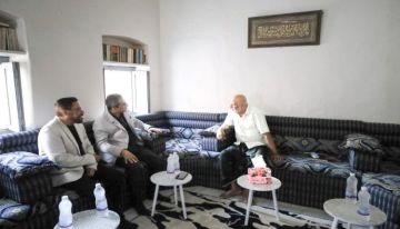تكريم عددا من رواد الأدب والفن والثقافة في المكلا تكريم عددا من رواد الأدب والفن والثقافة في المكلا