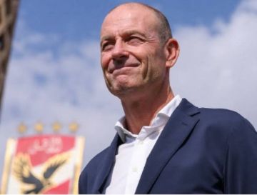 توروب مديرا فنيا لنادي جينك البلجيكي توروب مديرا فنيا لنادي جينك البلجيكي