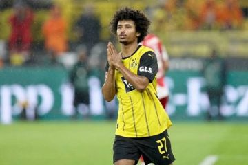 برشلونة يضم الجناح السريع أديمي من دورتموند برشلونة يضم الجناح السريع أديمي من دورتموند