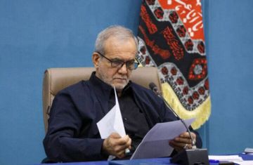 بزشكيان: ملتزمون بتوجيهات مجتبى خامنئي بزشكيان: ملتزمون بتوجيهات مجتبى خامنئي