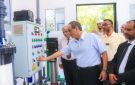 الأمين العام لمحلي شبوة يفتتح أول محطة لتحلية المياه بمستشفى الأمومة والطفولة - ye