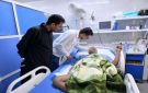 النقيب يزور المناضل علي عبده طاهم للاطمئنان على صحته في مستشفى الجمهورية