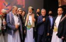 مسؤولون وقيادات يقدمون واجب العزاء في استشهاد قائد الثورة الإسلامية بالسفارة الإيرانية في صنعاء