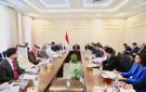 رئيس مجلس القيادة : رحلة طائرة الحرس الثوري الى صنعاء خرقا سافرا للسيادة اليمنية وتحديا مباشرا لهيبة النظام الدولي
