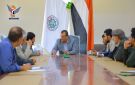 مناقشة خطط النهوض بمؤسسة الغزل والنسيج