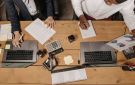 أبرز المهارات التي تجعلك شخصا لا يمكن الإستغناء عنه في العمل