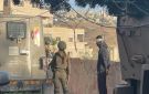 العدو الإسرائيلي يصيب شابا فلسطينيا ويعتقله على حاجز 300 العسكري