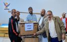 وزارة الشباب ترفد مكاتبها بملابس وأدوات رياضية استعدادا لاستقبال ذكرى المولد النبوي