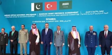 السعودية تتشبث بالتحالف التركي مع خسارة الغطاء الأمريكي وأنقرة تستخدمها كدرع لمواجهة خصومها السعودية تتشبث بالتحالف التركي مع خسارة الغطاء الأمريكي وأنقرة تستخدمها كدرع لمواجهة خصومها