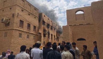 إخماد حريق هائل في منزل بمديرية القطن إخماد حريق هائل في منزل بمديرية القطن