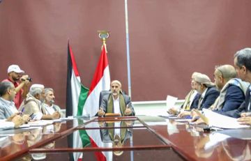 مجلس وزراء صنعاء: ليس أمام السعودي سوى الانصياع لمطالب الشعب اليمني وإنهاء العدوان ورفع الحصار ودفع التعويضات مجلس وزراء صنعاء: ليس أمام السعودي سوى الانصياع لمطالب الشعب اليمني وإنهاء العدوان ورفع الحصار ودفع التعويضات