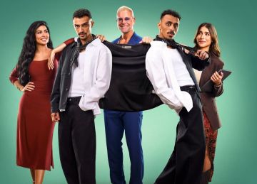رقصة خاصة.. أبطال (محمود التاني) يروجون للفيلم قبل عرضه في دور السينما رقصة خاصة.. أبطال (محمود التاني) يروجون للفيلم قبل عرضه في دور السينما