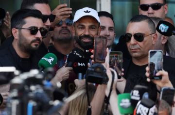 طرابزون سبور التركي يعلن تعاقده رسمياً مع محمد صلاح لمدة موسمين