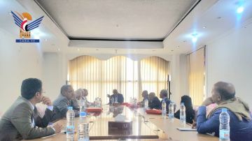 اجتماع بصنعاء يناقش أوضاع صندوق المعاقين وسبل تطوير خدماته اجتماع بصنعاء يناقش أوضاع صندوق المعاقين وسبل تطوير خدماته