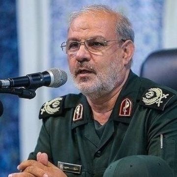 الثوري الإيراني: عدوان العدو على جزيرة لارك خطأ استراتيجي وسيدفع ثمنه الثوري الإيراني: عدوان العدو على جزيرة لارك خطأ استراتيجي وسيدفع ثمنه