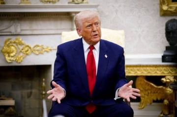 ترامب: رافقنا 1000 سفينة لعبور مضيق هرمز ترامب: رافقنا 1000 سفينة لعبور مضيق هرمز