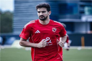 الأهلي المصري يبدأ معسكره في إسبانيا ويودع التونسي بن رمضان