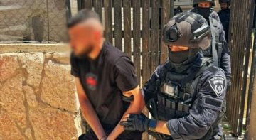 العدو الإسرائيلي يعتقل 16 فلسطينيا خلال اقتحامات واسعة بالضفة الغربية العدو الإسرائيلي يعتقل 16 فلسطينيا خلال اقتحامات واسعة بالضفة الغربية