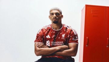 رسميا.. ليفربول يعلن ضم لاعب من برشلونة