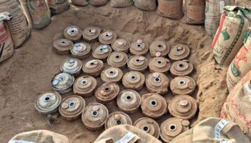نزع 7,444 لغما وذخيرة من مخلفات الحوثي خلال النصف الاول من شهر اغسطس الجاري نزع 7,444 لغما وذخيرة من مخلفات الحوثي خلال النصف الاول من شهر اغسطس الجاري