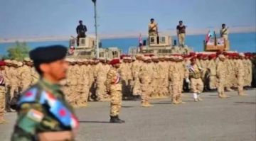 مليونية الجيش الجنوبي.. قوة تحمي المكتسبات وتوحد الصف مليونية الجيش الجنوبي.. قوة تحمي المكتسبات وتوحد الصف