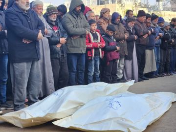 استشهاد ثلاثة فلسطينيين في قصف للعدو الصهيوني على مدينة غزة استشهاد ثلاثة فلسطينيين في قصف للعدو الصهيوني على مدينة غزة
