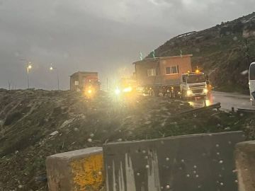 مستوطنون يصعدون اعتداءاتهم ضد الفلسطينيين وممتلكاتهم في عدة مناطق بالضفة الغربية مستوطنون يصعدون اعتداءاتهم ضد الفلسطينيين وممتلكاتهم في عدة مناطق بالضفة الغربية