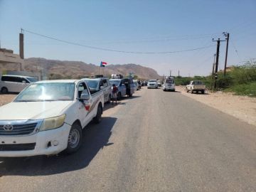 جماهير شبوة تزحف إلى عدن للمشاركة في مليونية الجيش الجنوبي جماهير شبوة تزحف إلى عدن للمشاركة في مليونية الجيش الجنوبي