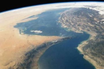 إيران تهدد بإغلاق مضيق هرمز مجددا إيران تهدد بإغلاق مضيق هرمز مجددا