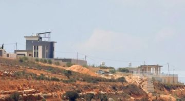 مستوطنون صهاينة يحاصرون 3 منازل في قصرة لليوم الـ11 مستوطنون صهاينة يحاصرون 3 منازل في قصرة لليوم الـ11