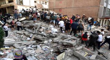 ارتفاع حصيلة الزلزال في كولومبيا إلى 240 قتيلا ارتفاع حصيلة الزلزال في كولومبيا إلى 240 قتيلا