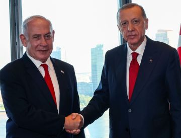 لوموند: التوترات بين إسرائيل وتركيا تكشف عن تنافس إستراتيجي بين نتنياهو وأردوغان لوموند: التوترات بين إسرائيل وتركيا تكشف عن تنافس إستراتيجي بين نتنياهو وأردوغان