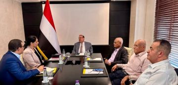 بريطانيا تدخل على أزمة المؤتمر بتهديد البركاني والسعودية تقر إزاحة نجل صالح بريطانيا تدخل على أزمة المؤتمر بتهديد البركاني والسعودية تقر إزاحة نجل صالح