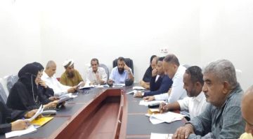 مدير عام التواهي يناقش الاستعدادات للعام الدراسي وتحسين الخدمات مدير عام التواهي يناقش الاستعدادات للعام الدراسي وتحسين الخدمات