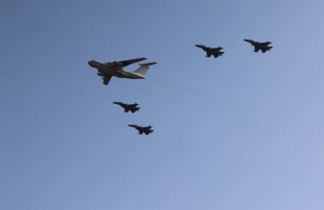 بعد تمرد نيامي.. الجزائر تدعم الجيش النيجري بمقاتلات سوخوي-30 بعد تمرد نيامي.. الجزائر تدعم الجيش النيجري بمقاتلات سوخوي-30