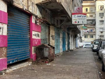 استمرار العصيان المدني في عدن رفضا لسياسات الوصاية وتدهور الخدمات استمرار العصيان المدني في عدن رفضا لسياسات الوصاية وتدهور الخدمات