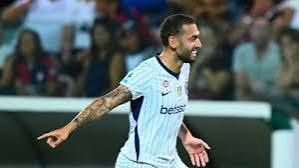 موناكو يتصدر الدوري الفرنسي لكرة القدم بتغلبه على مارسيليا