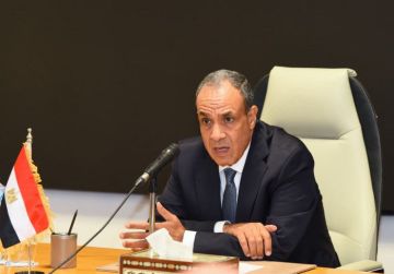 وزير الخارجية المصري يتوجه إلى الأردن للمشاركة بالاجتماع الوزاري حول القدس وزير الخارجية المصري يتوجه إلى الأردن للمشاركة بالاجتماع الوزاري حول القدس