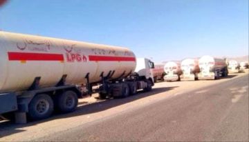 بشرى سارة .. شركة الغاز تعلن انفراج أزمة التموين وتسيير 101 مقطورة من صافر بشرى سارة .. شركة الغاز تعلن انفراج أزمة التموين وتسيير 101 مقطورة من صافر