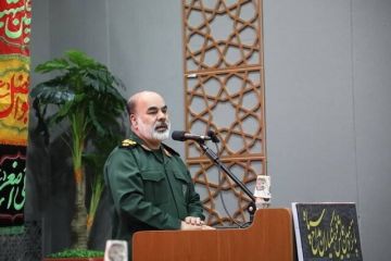 قائد برية الثوري الإيراني : أمريكا والكيان الصهيوني والجبهة الزائفة فشلوا على مر السنين في تحقيق مخططاتهم قائد برية الثوري الإيراني : أمريكا والكيان الصهيوني والجبهة الزائفة فشلوا على مر السنين في تحقيق مخططاتهم