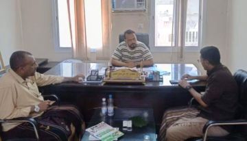 المدير العام لمكتب وزارة الشباب والرياضة بساحل حضرموت يستقبل رئيس نادي دوعن المدير العام لمكتب وزارة الشباب والرياضة بساحل حضرموت يستقبل رئيس نادي دوعن