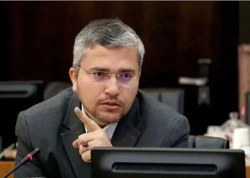 رضائي: قرارات السيد الخامنئي تضمنت خمس رسائل أساسية رضائي: قرارات السيد الخامنئي تضمنت خمس رسائل أساسية