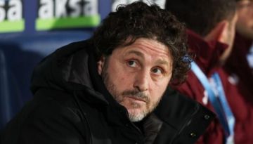 استقالة مدرب طرابزون سبور بعد رباعية الدوري الأوروبي استقالة مدرب طرابزون سبور بعد رباعية الدوري الأوروبي