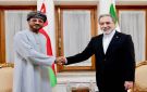 عمان وإيران تشددان على ضرورة الالتزام بالقانون الدولي واحترام الحقوق السيادية للدول الساحلية لمضيق هرمز
