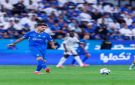 هاتريك ركلات جزاء ينقذ الهلال من أول فخ في ...