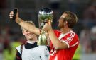 بايرن ميونيخ يتوج بالسوبر الألماني على حساب بروسيا دورتموند