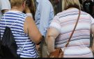 تنتقل من الأم للطفل... علماء روس يكتشفون جينات تسبب السكري والسمنة